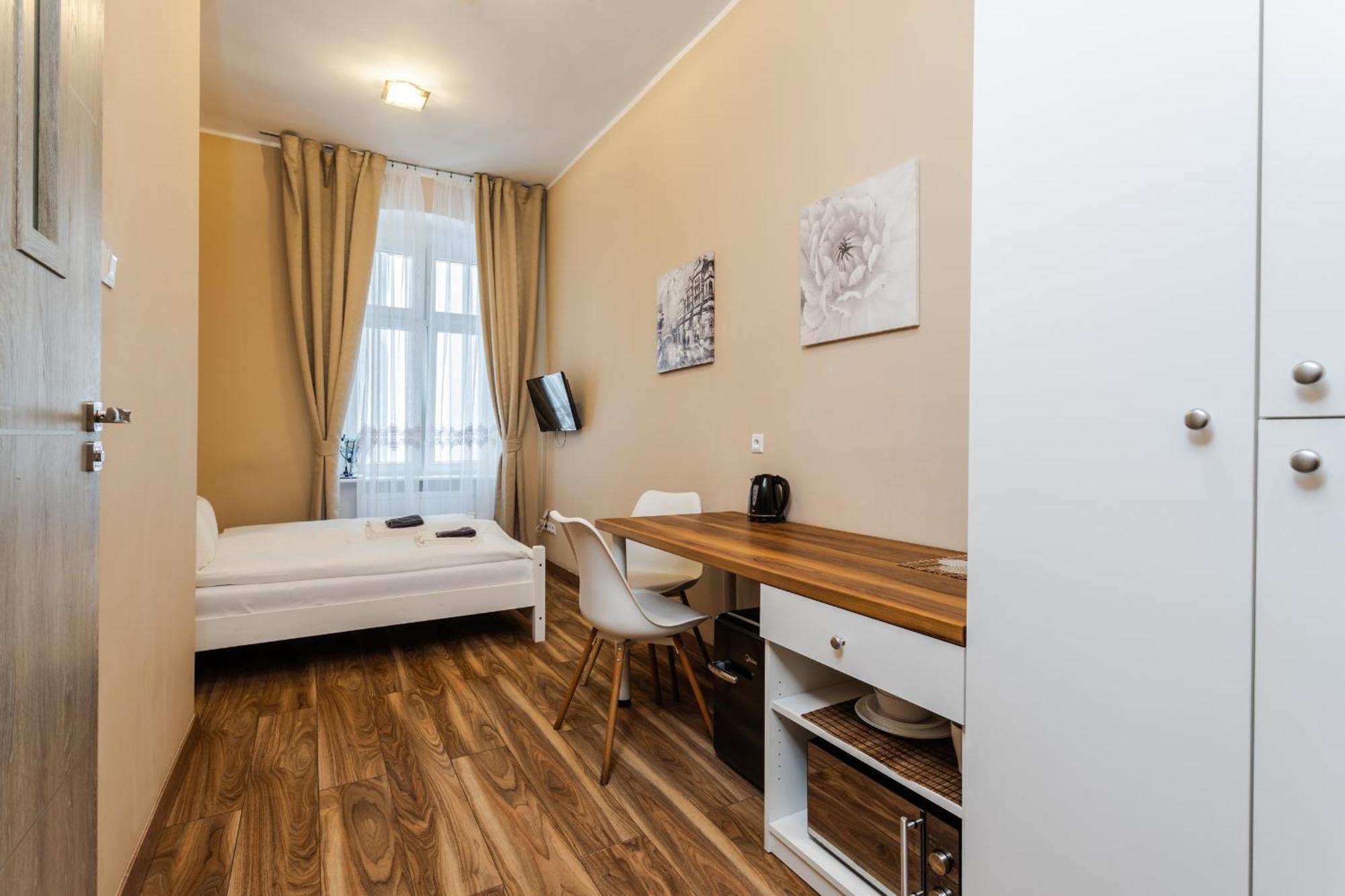 Functional And Comfortable Very Berry Studios In Poznan By Noclegi Renters Exteriér fotografie