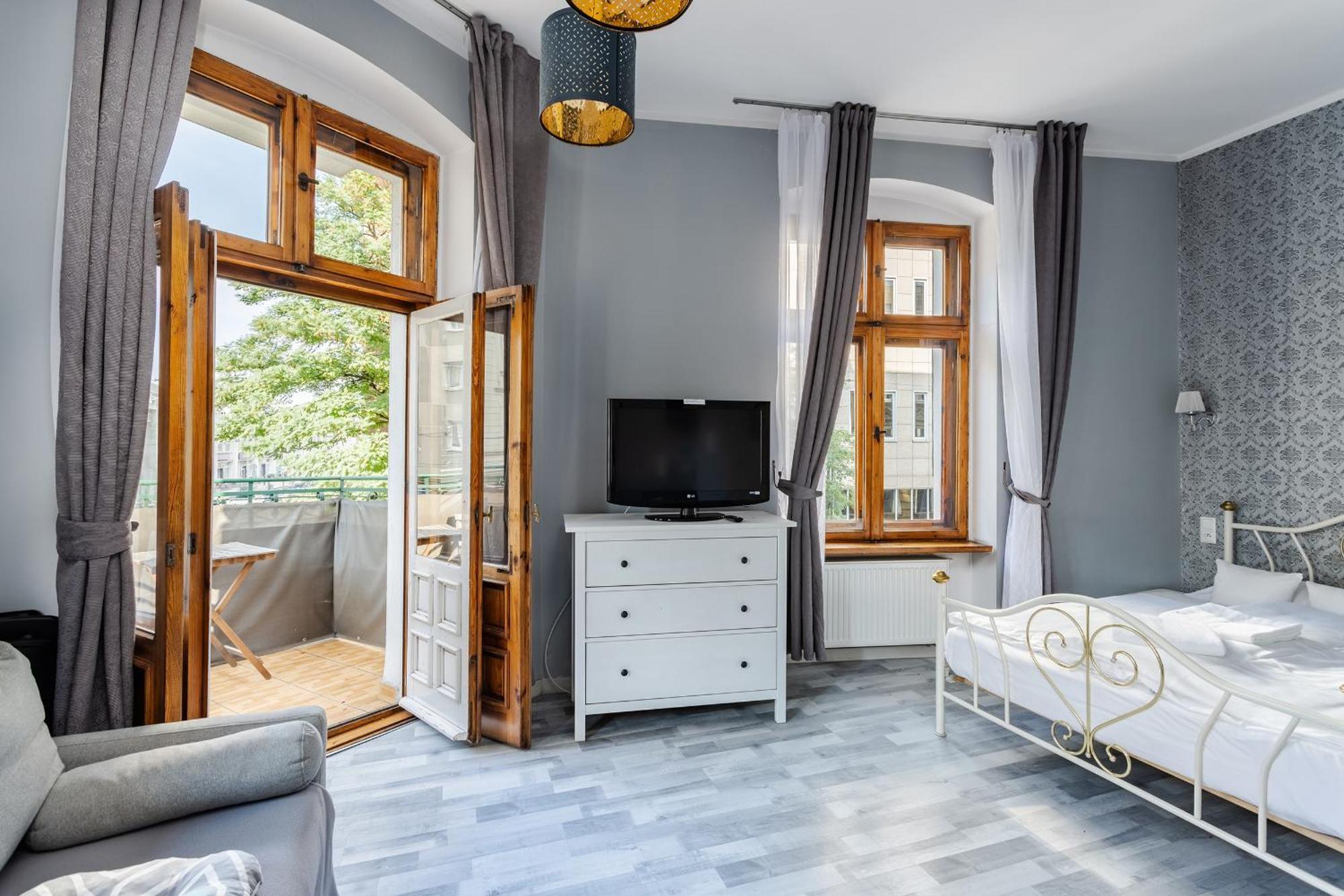 Functional And Comfortable Very Berry Studios In Poznan By Noclegi Renters Exteriér fotografie